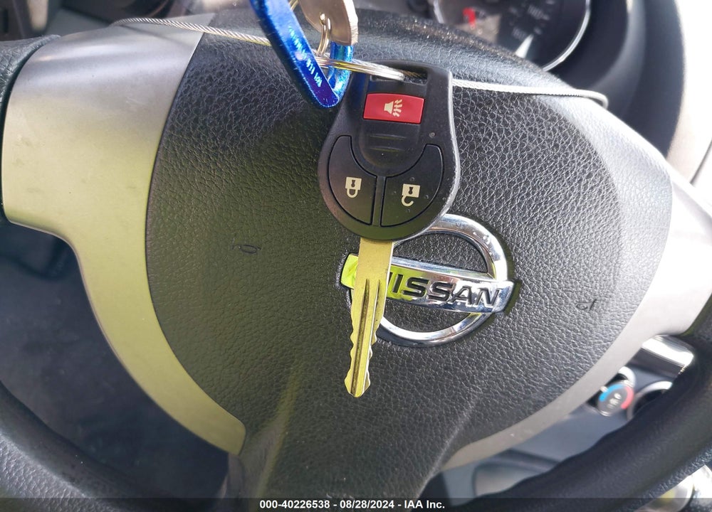 2014 NISSAN ROGUE SELECT S VIN: JN8AS5MT2EW101680