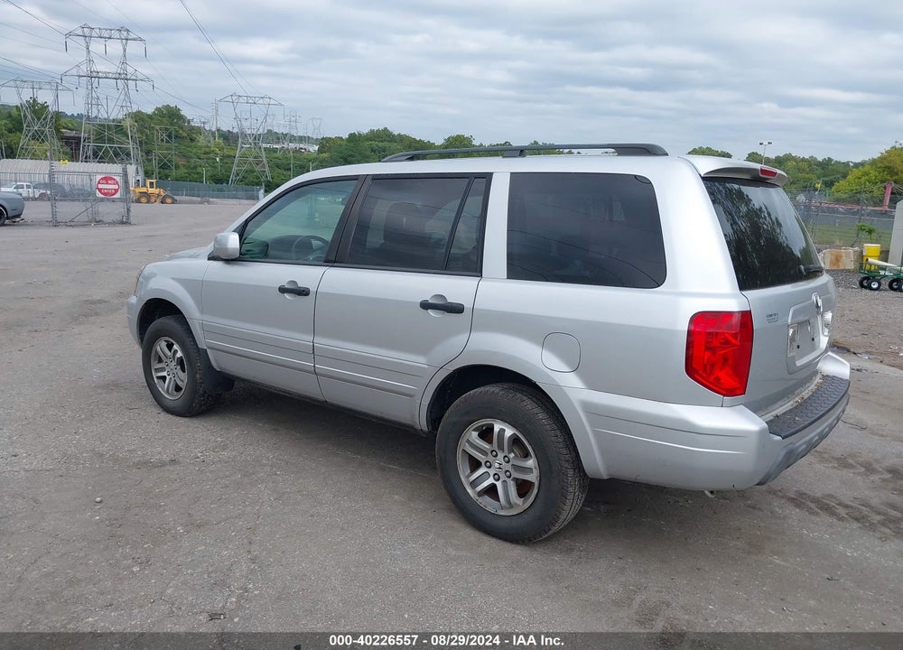 2005 HONDA PILOT EX VIN: 5FNYF18405B045348
