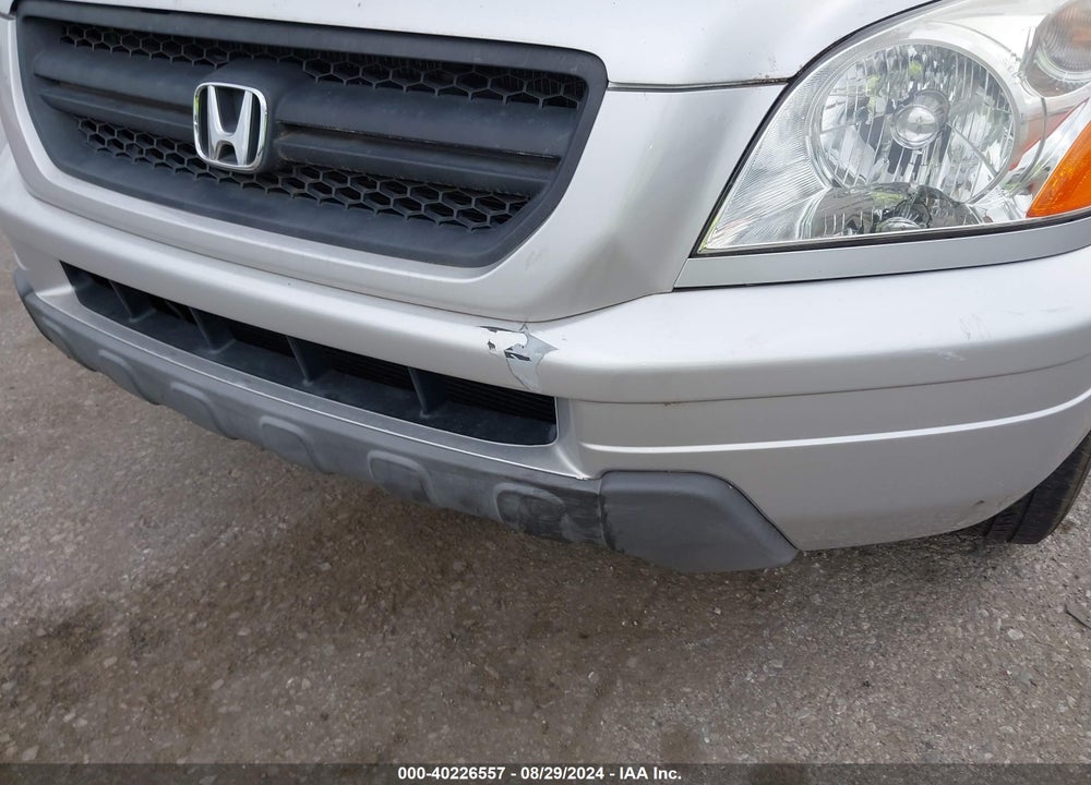 2005 HONDA PILOT EX VIN: 5FNYF18405B045348
