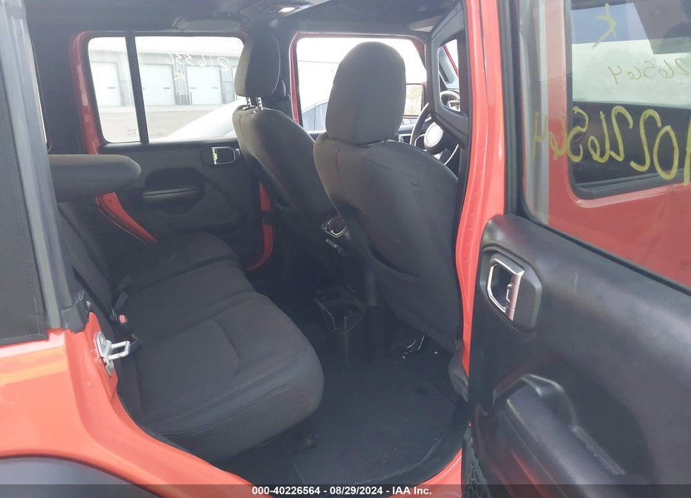 2018 ANGLER JEEP WR UNLIMITED SPORT S 4X4 VIN: 1C4HJXDG6JW216336