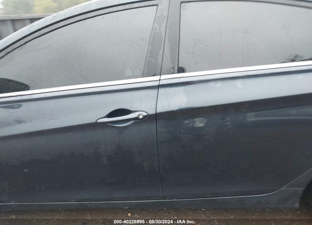 2013 HYUNDAI SONATA VIN: 5NPEB4AC6DH730147