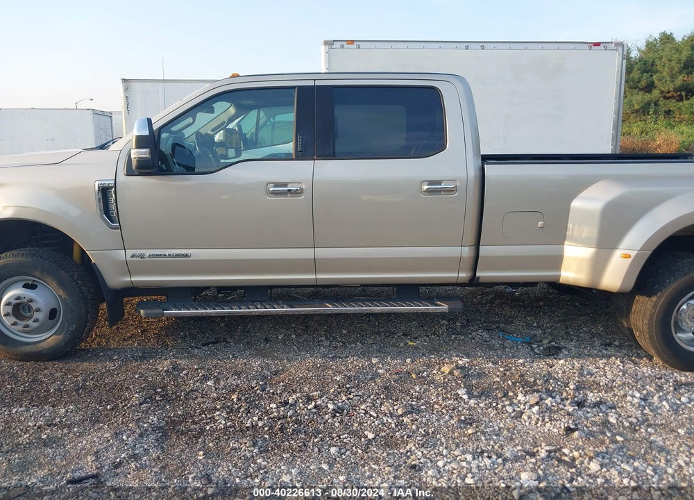 2017 FORD F-350 LARIAT VIN: 1FT8W3DT9HEB21759