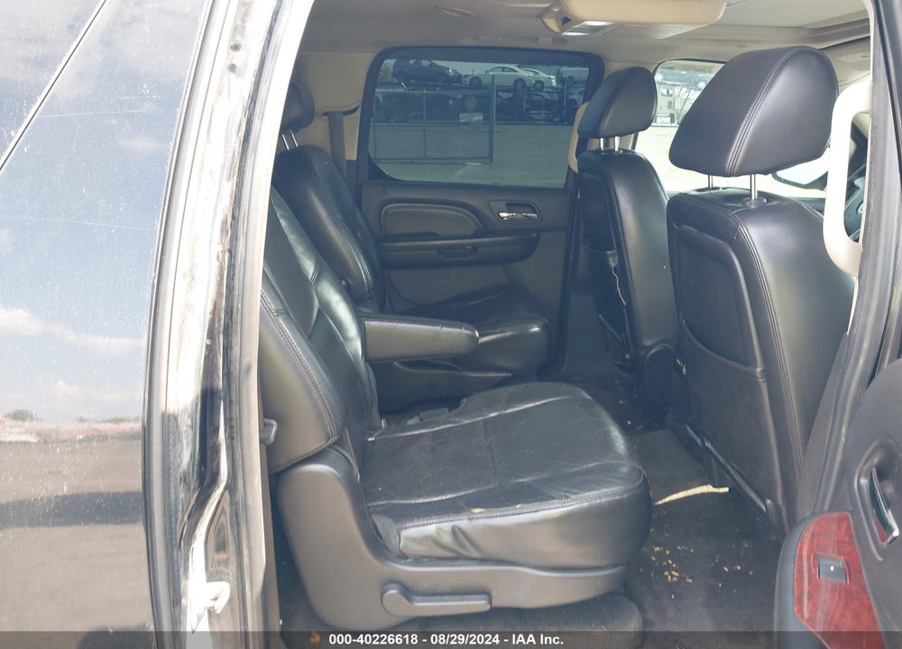 2009 CADILLAC ESCALADE ESV STANDARD VIN: 1GYFK26239R115221