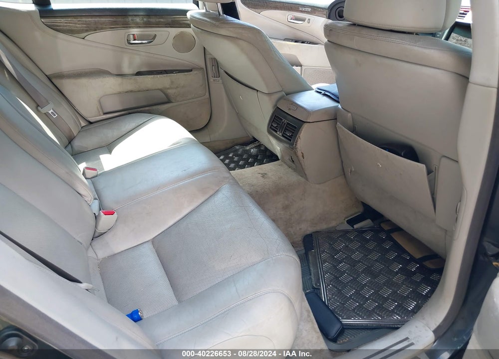 2009 LEXUS LS 460 VIN: JTHCL46F395001164