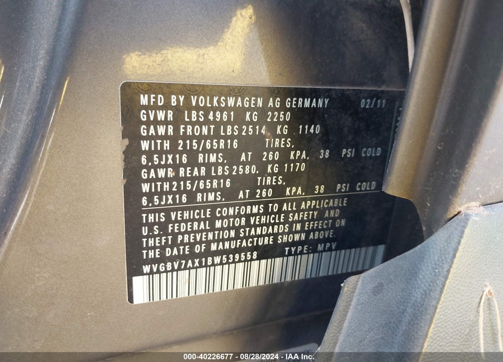 2011 VOLKSWAGEN TIGUAN S VIN: WVGBV7AX1BW539558