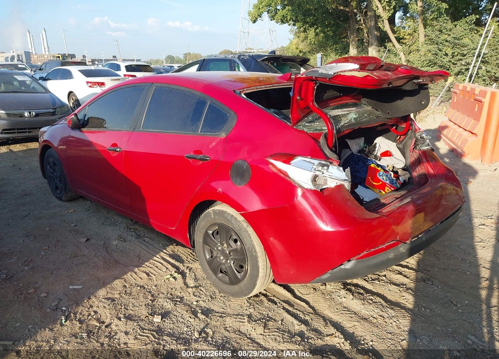 2015 KIA FORTE LX VIN: KNAFX4A67F5258783
