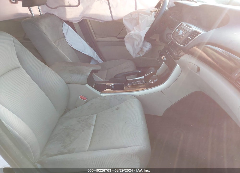 2017 HONDA ACCORD LX VIN: 1HGCR2F32HA171906