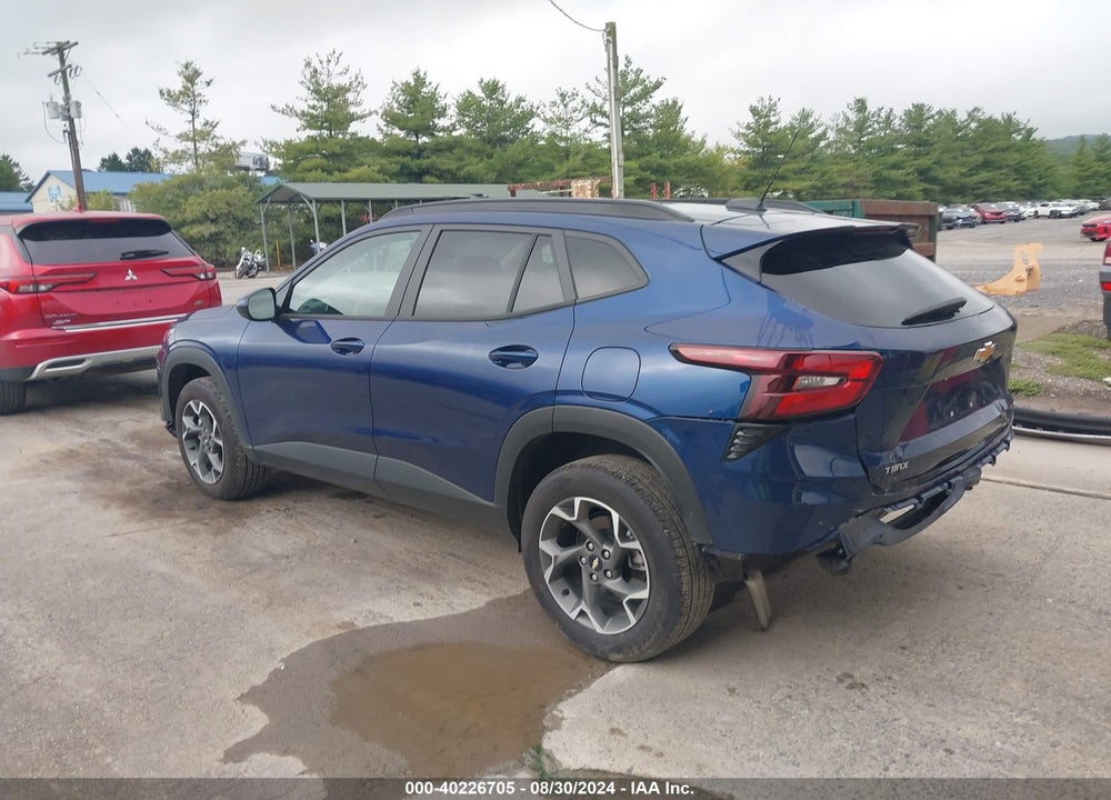 2024 CHEVROLET TRAX FWD LT VIN: KL77LHE2XRC176075