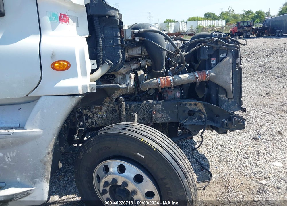 2016 FREIGHTLINER CASCADIA 125 VIN: 3AKJGLDR8GSGW7580