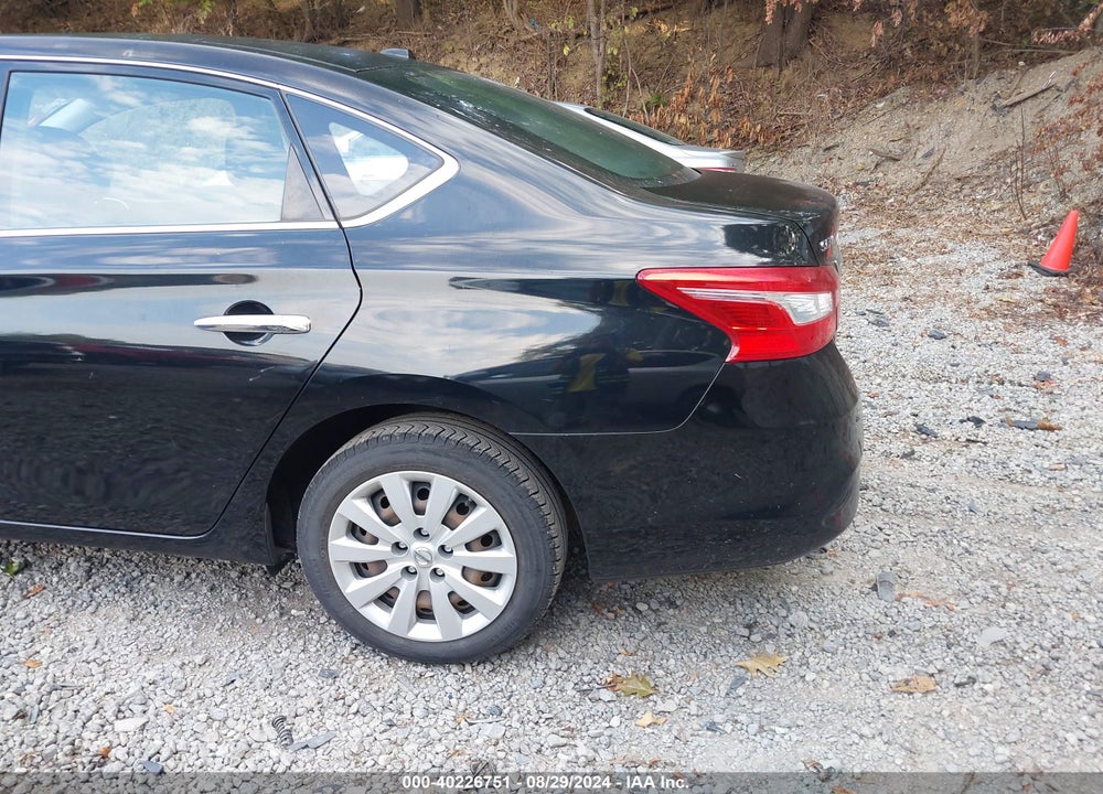 2016 NISSAN SENTRA SV VIN: 3N1AB7AP0GL667413