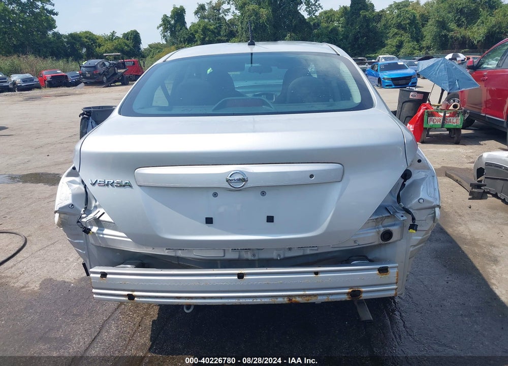 2015 NISSAN VERSA 1.6 S+ VIN: 3N1CN7AP8FL911193