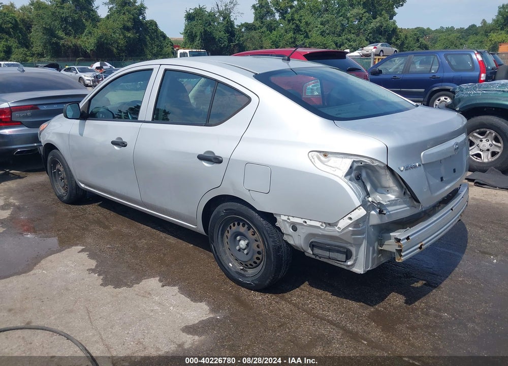 2015 NISSAN VERSA 1.6 S+ VIN: 3N1CN7AP8FL911193