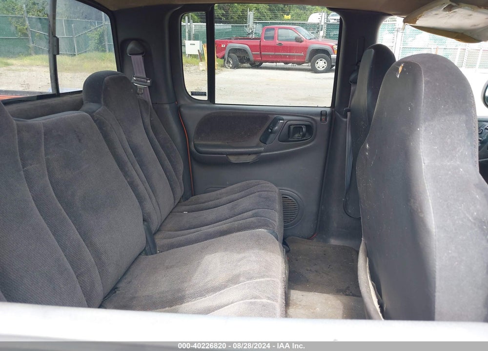 2000 DODGE DAKOTA SLT/SPORT VIN: 1B7HG2AZ6YS629513
