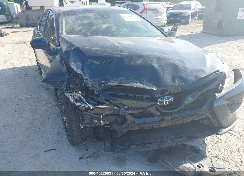 2019 TOYOTA CAMRY SE VIN: 4T1B11HK9KU277464