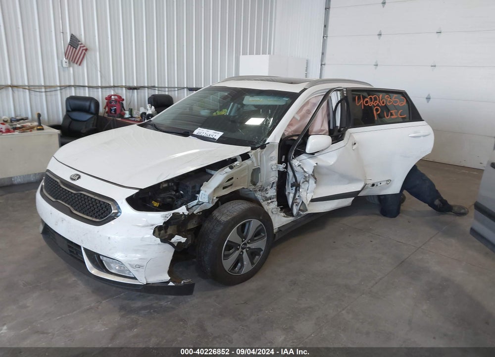 2019 KIA NIRO EX VIN: KNDCE3LC4K5301494
