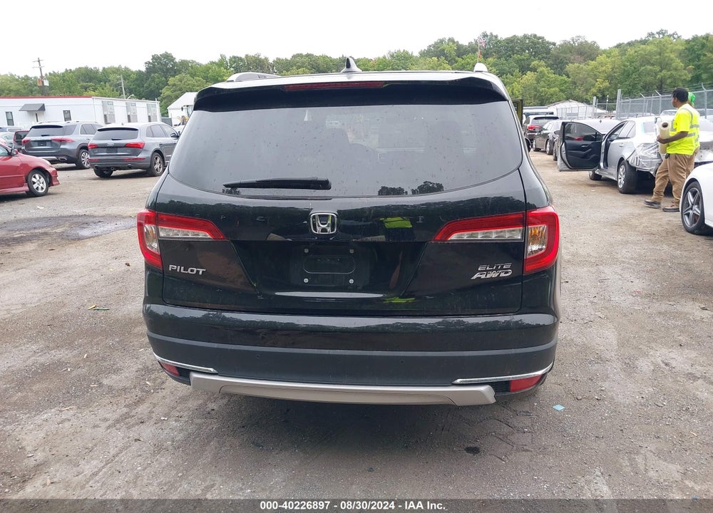 2021 HONDA PILOT AWD ELITE VIN: 5FNYF6H02MB070017