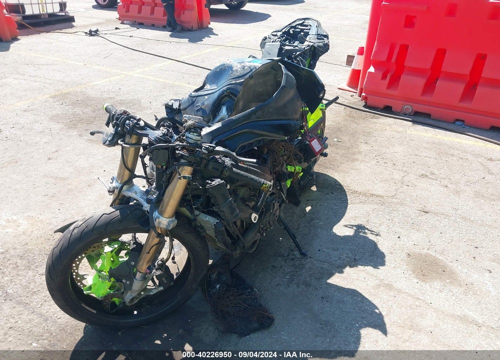 2023 BMW S 1000 RR VIN: WB10E6304P6G92710