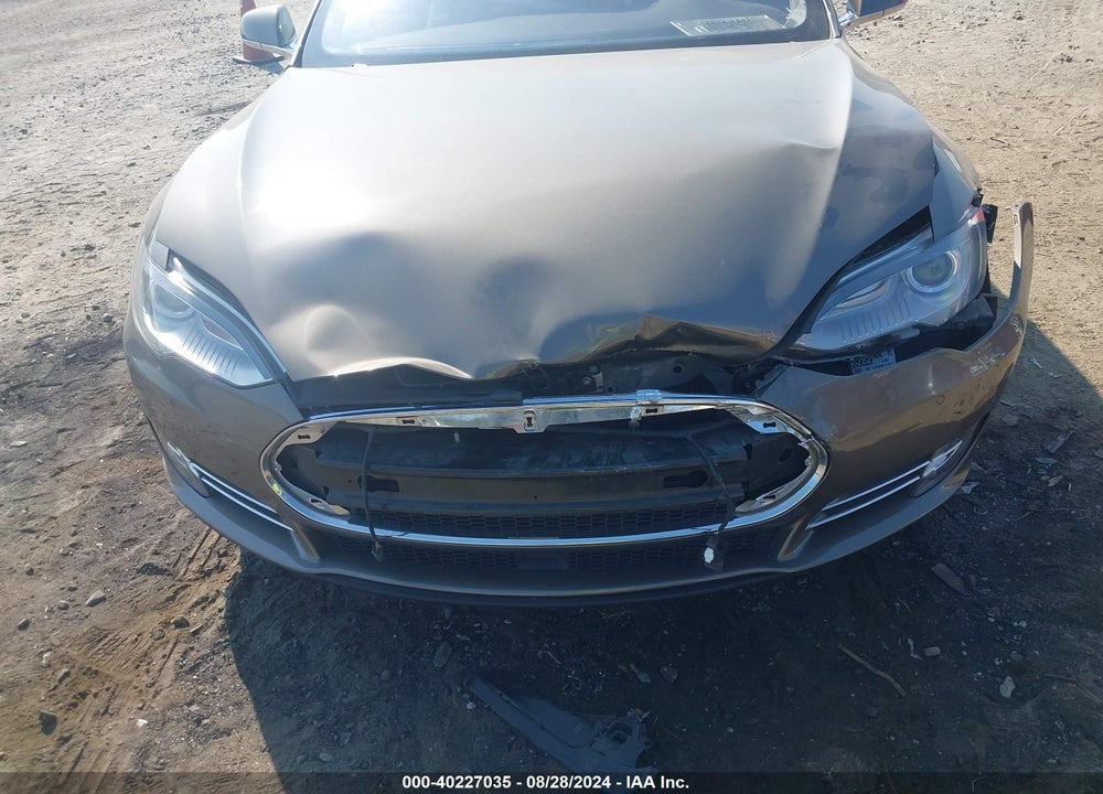 2016 TESLA MODEL S VIN: 5YJSA1E1XGF126620