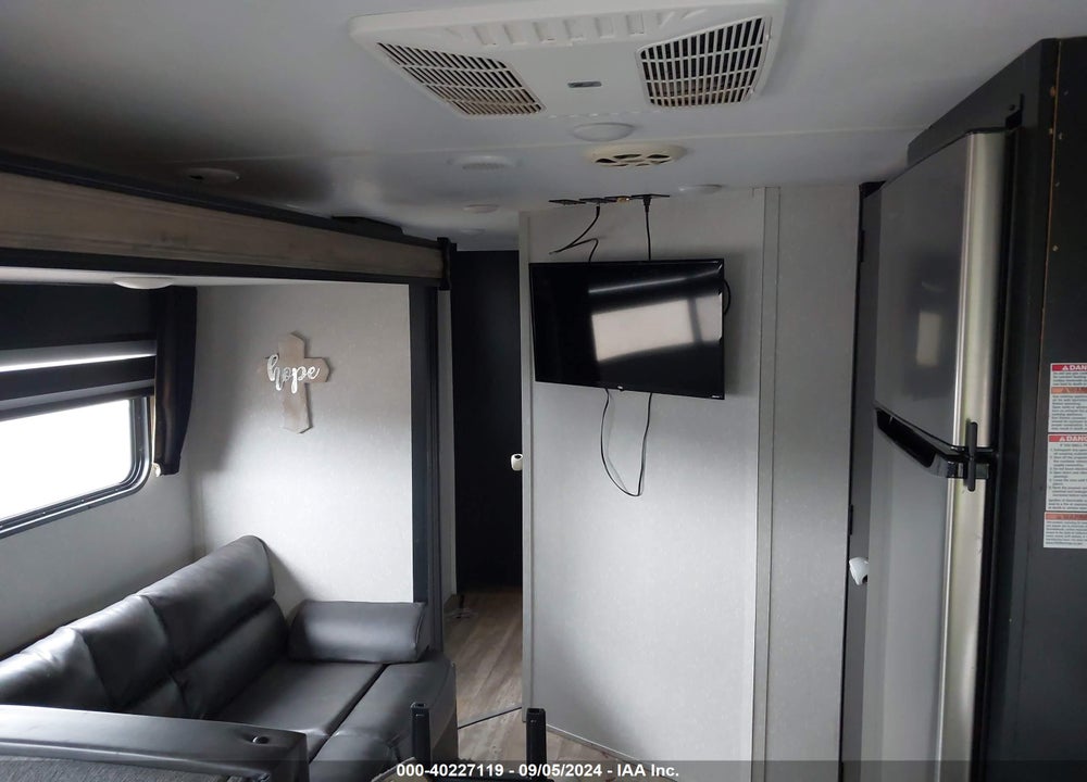 2021 FOREST RIVER GREY WOLF 29TE VIN: 4X4TCKE22MX148409