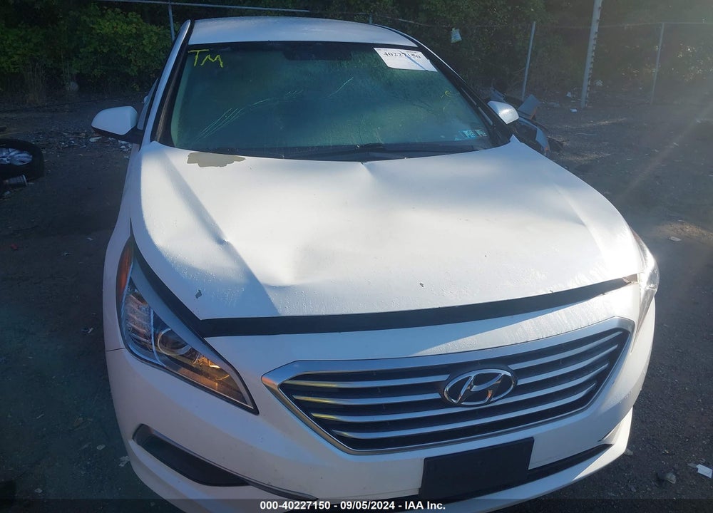 2016 HYUNDAI SONATA SE VIN: 5NPE24AFXGH358326