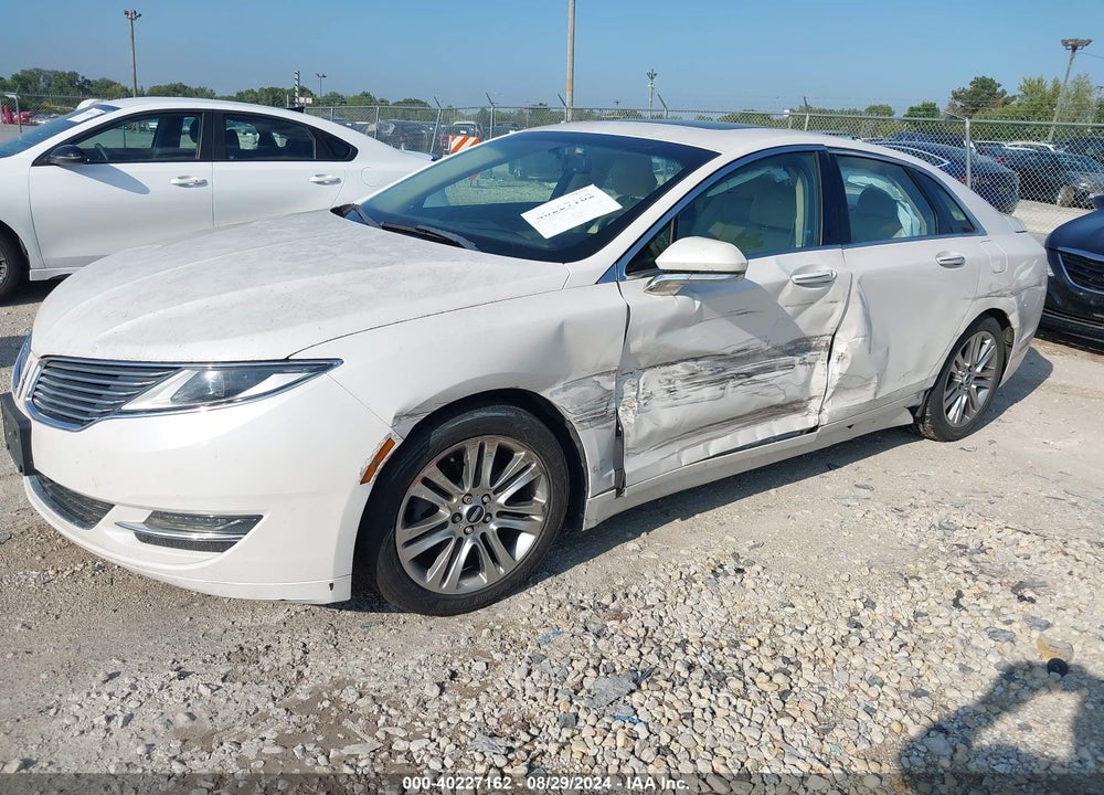 2014 LINCOLN MKZ HYBRID VIN: 3LN6L2LU8ER812256