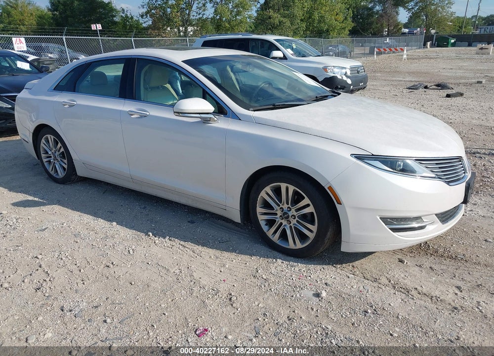 2014 LINCOLN MKZ HYBRID VIN: 3LN6L2LU8ER812256
