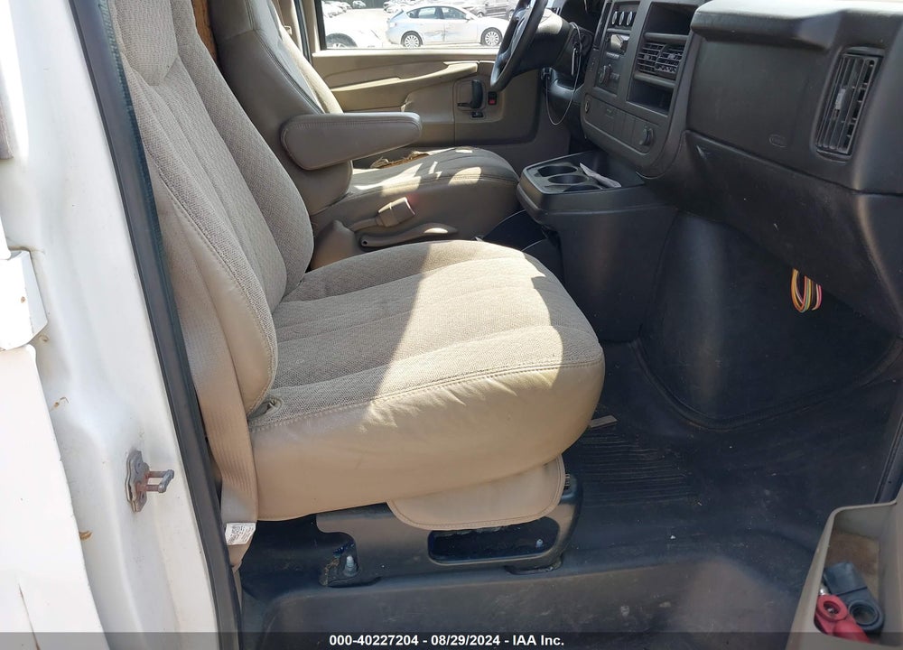 2008 GMC SAVANA WORK VAN VIN: 1GTFG15X381235533