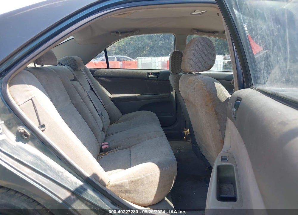 2002 TOYOTA CAMRY LE VIN: 4T1BE32K92U602087
