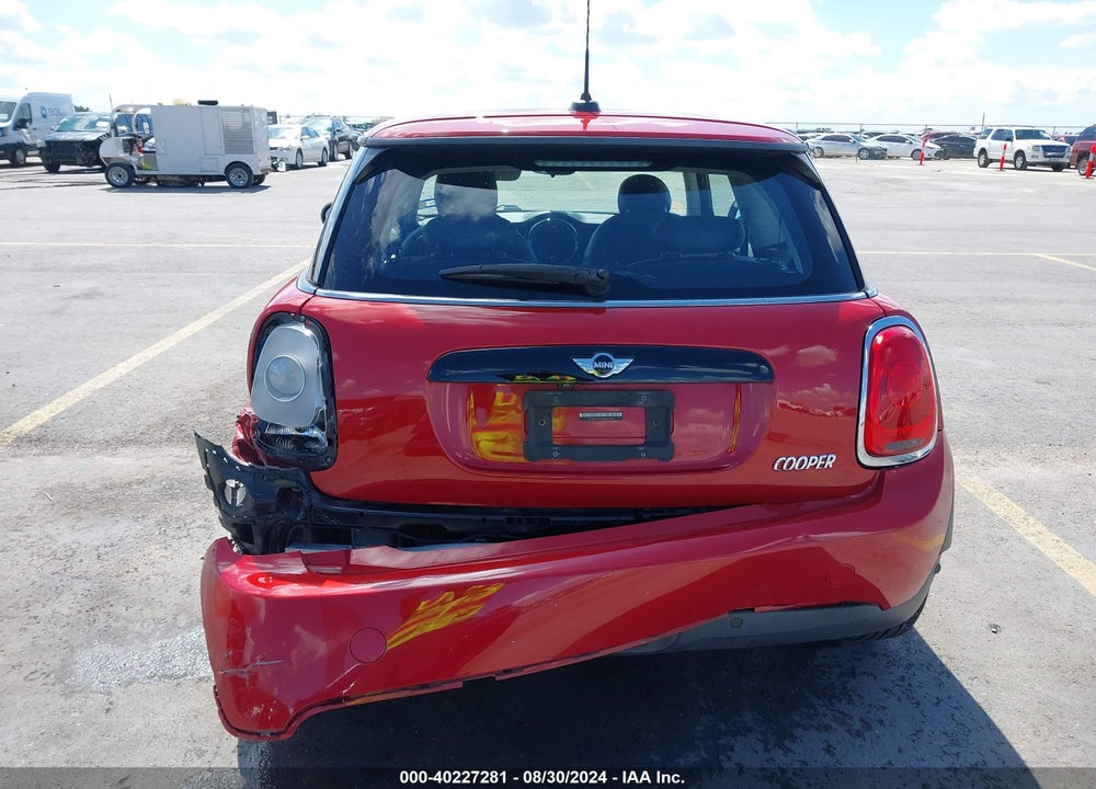 2018 MINI HARDTOP COOPER/OXFORD EDITION VIN: WMWXP5C57J2G64185