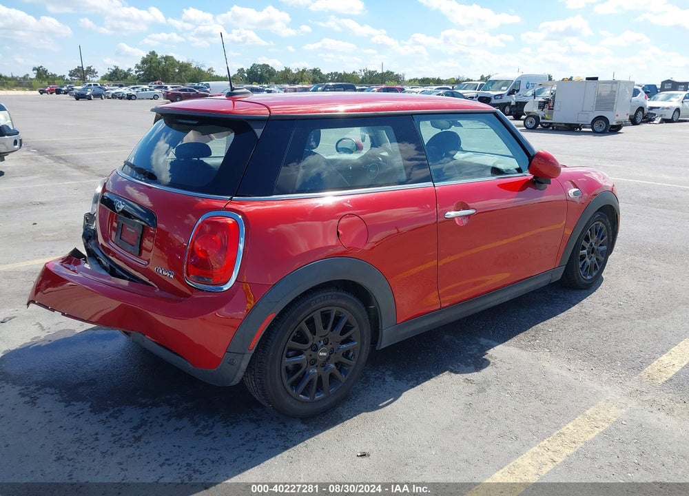 2018 MINI HARDTOP COOPER/OXFORD EDITION VIN: WMWXP5C57J2G64185