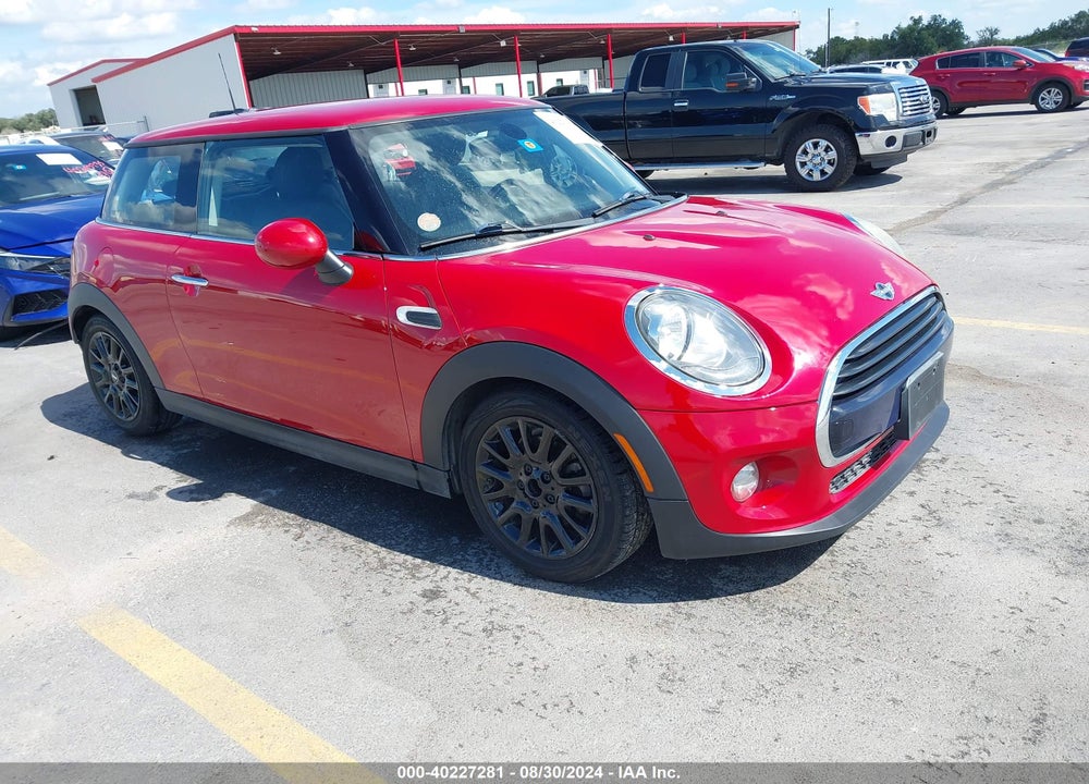 2018 MINI HARDTOP COOPER/OXFORD EDITION VIN: WMWXP5C57J2G64185