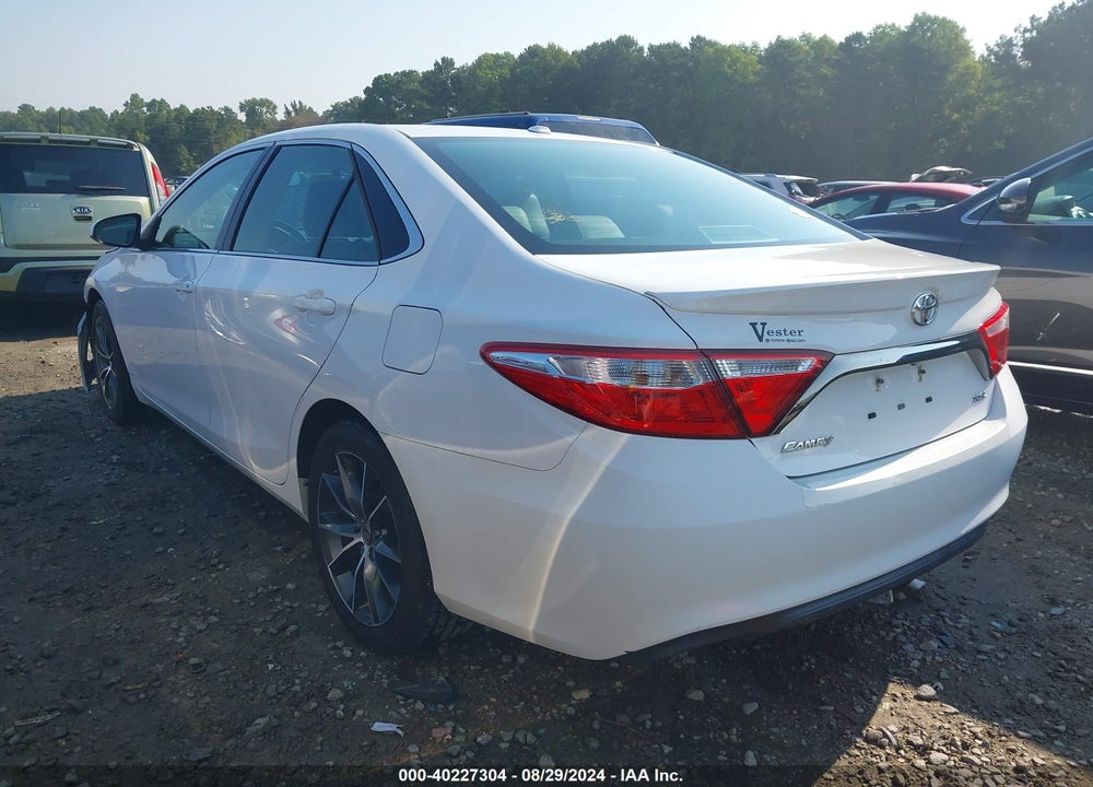 2015 TOYOTA CAMRY XSE VIN: 4T1BF1FK4FU924959