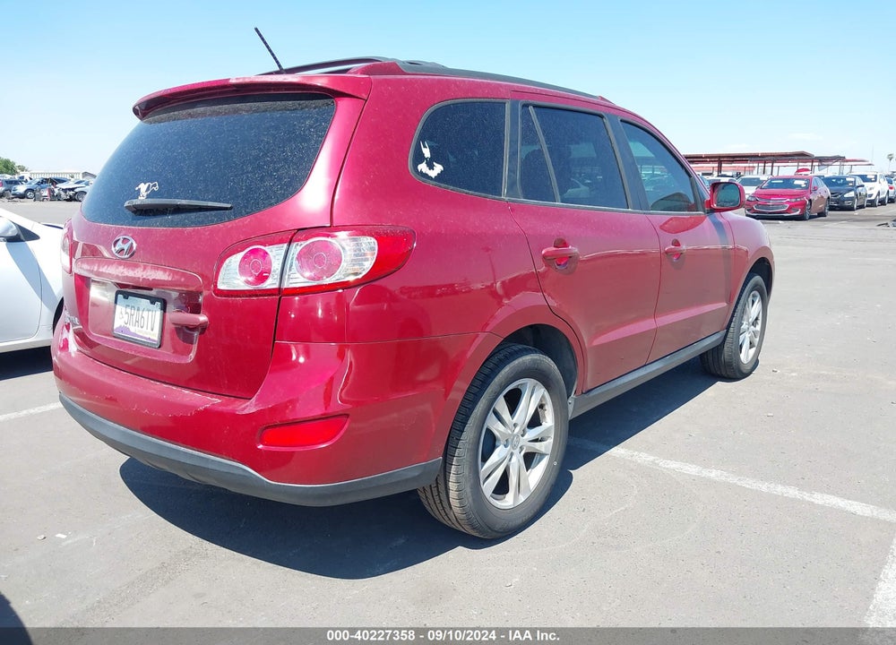 2012 HYUNDAI SANTA FE SE VIN: 5XYZH4AGXCG109714