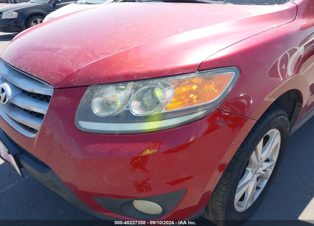 2012 HYUNDAI SANTA FE SE VIN: 5XYZH4AGXCG109714