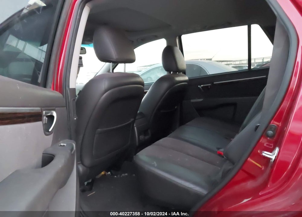 2012 HYUNDAI SANTA FE SE VIN: 5XYZH4AGXCG109714