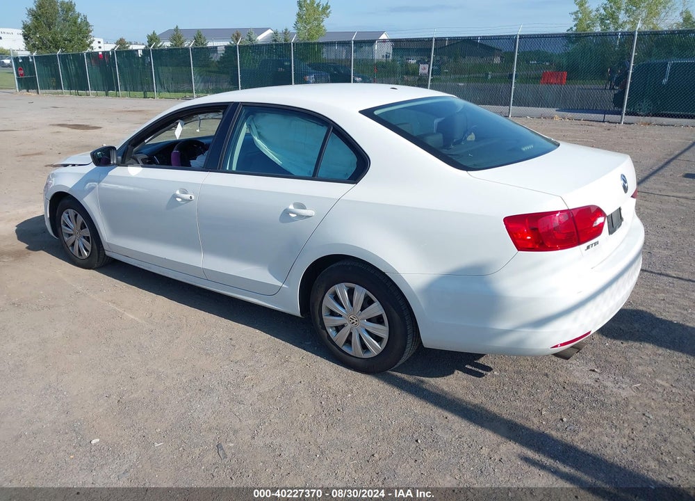 2013 VOLKSWAGEN JETTA 2.0L S VIN: 3VW2K7AJ3DM266440