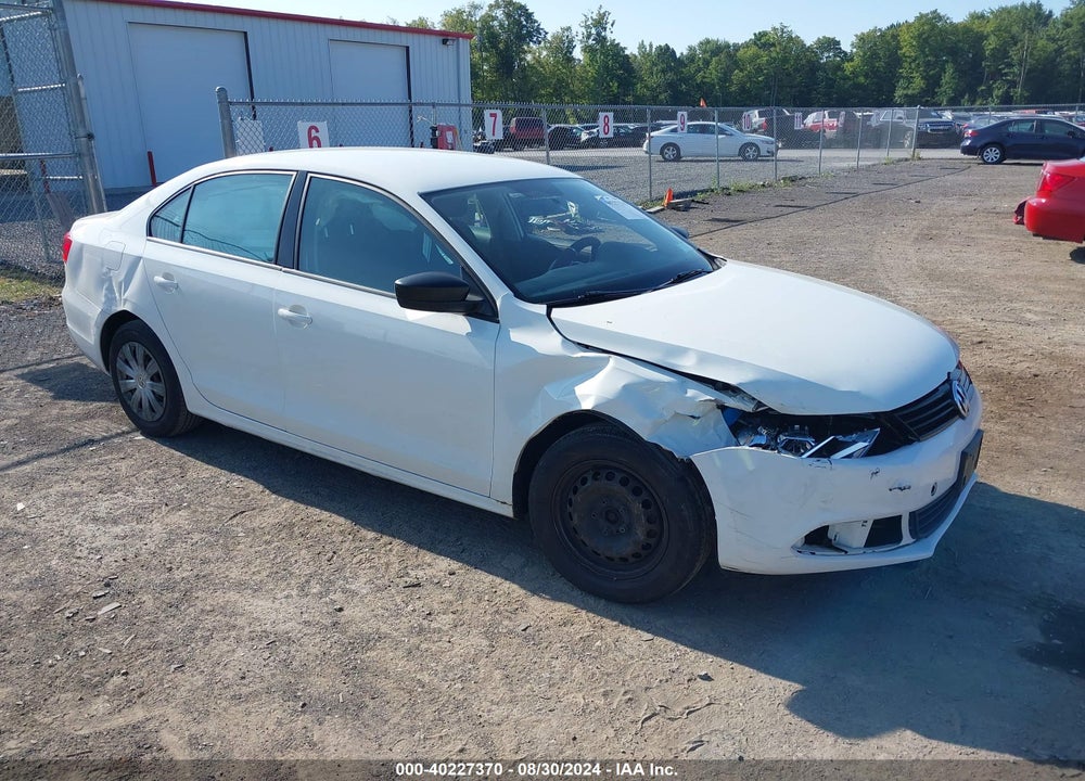 2013 VOLKSWAGEN JETTA 2.0L S VIN: 3VW2K7AJ3DM266440