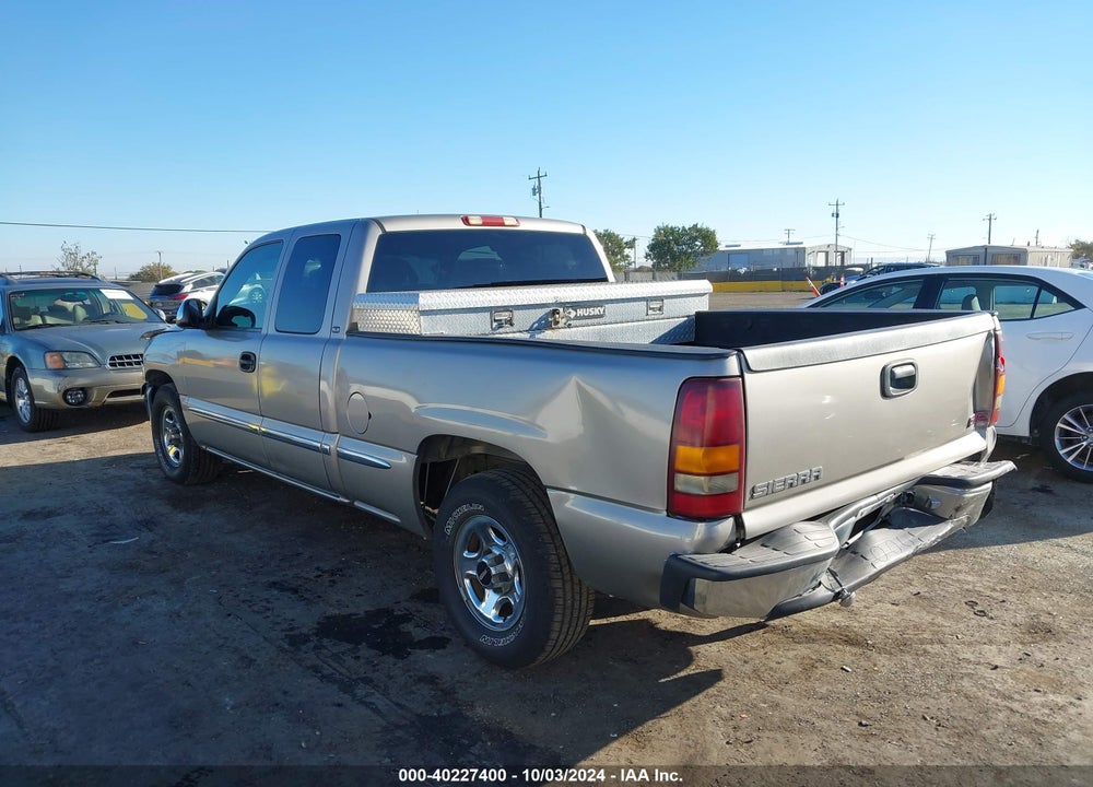 2002 GMC SIERRA 1500 SLE VIN: 2GTEC19V721137459