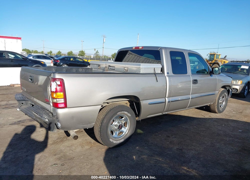 2002 GMC SIERRA 1500 SLE VIN: 2GTEC19V721137459