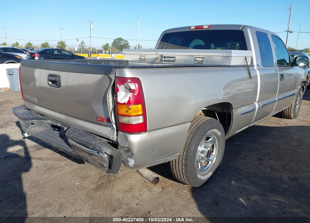 2002 GMC SIERRA 1500 SLE VIN: 2GTEC19V721137459