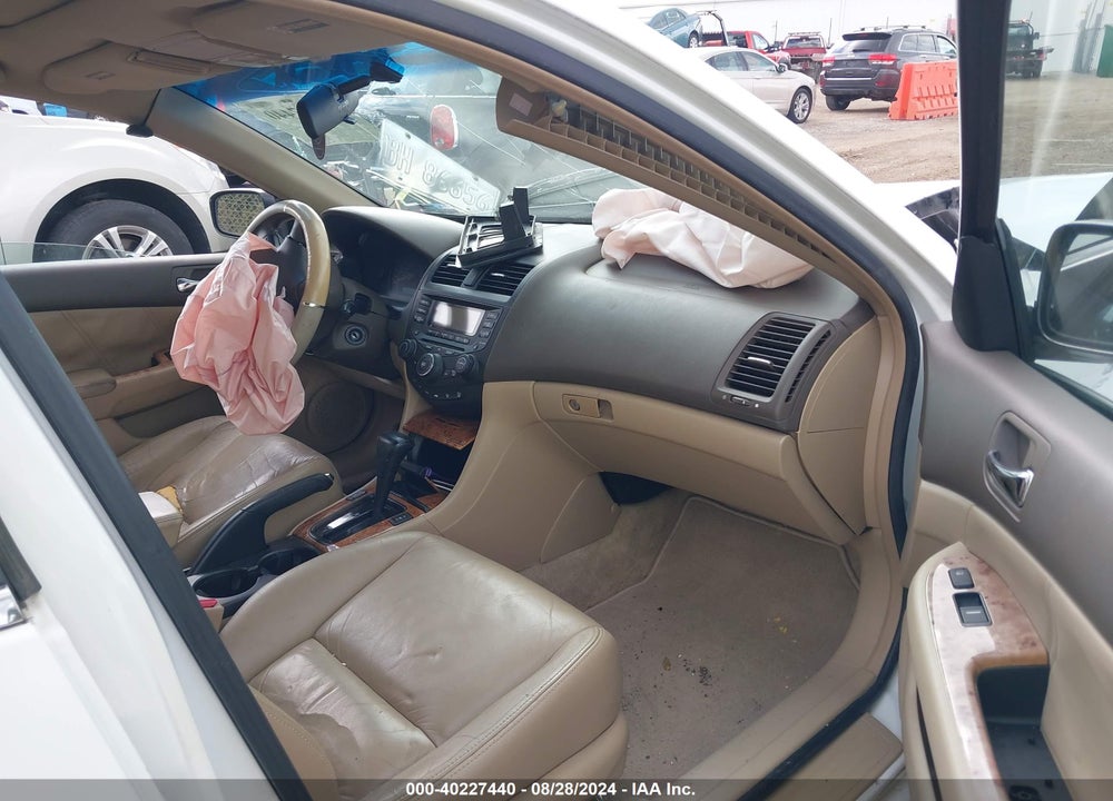 2003 HONDA ACCORD 2.4 EX VIN: 1HGCM56623A027775