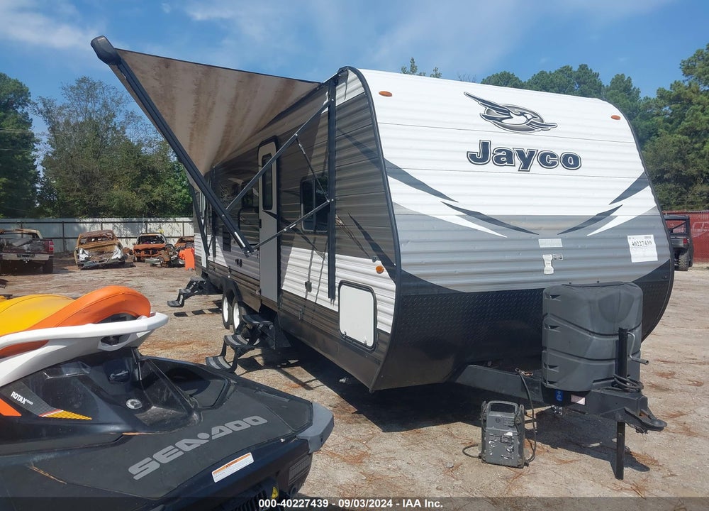 2018 JAYCO JAYFLIGHT M-28BHBE VIN: 1UJBJ0BR8J1TC0093