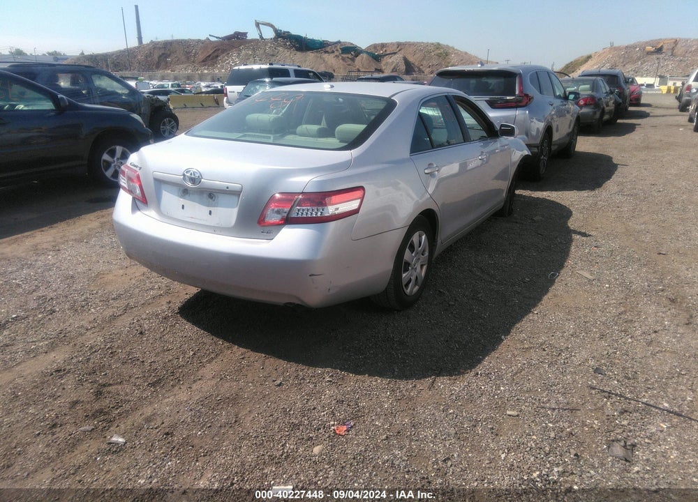 2011 TOYOTA CAMRY LE VIN: 4T1BF3EK8BU216687