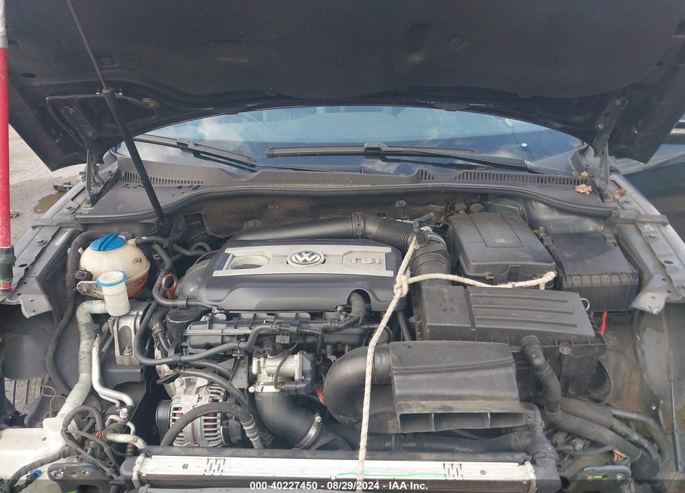 2013 VOLKSWAGEN EOS LUX VIN: WVWFW8AH7DV002624