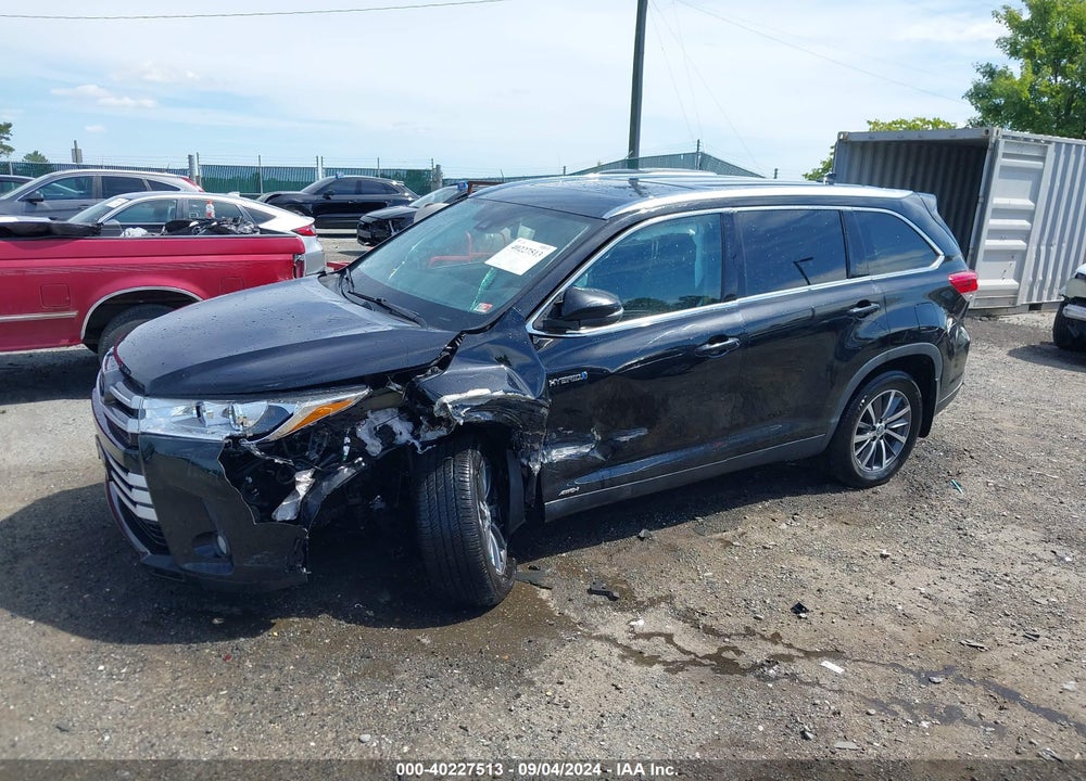 2019 TOYOTA HIGHLANDER HYBRID XLE VIN: 5TDJGRFH3KS077432