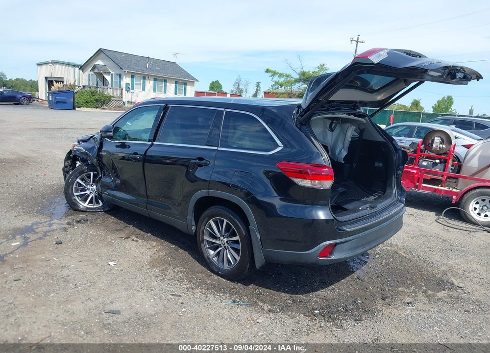 2019 TOYOTA HIGHLANDER HYBRID XLE VIN: 5TDJGRFH3KS077432