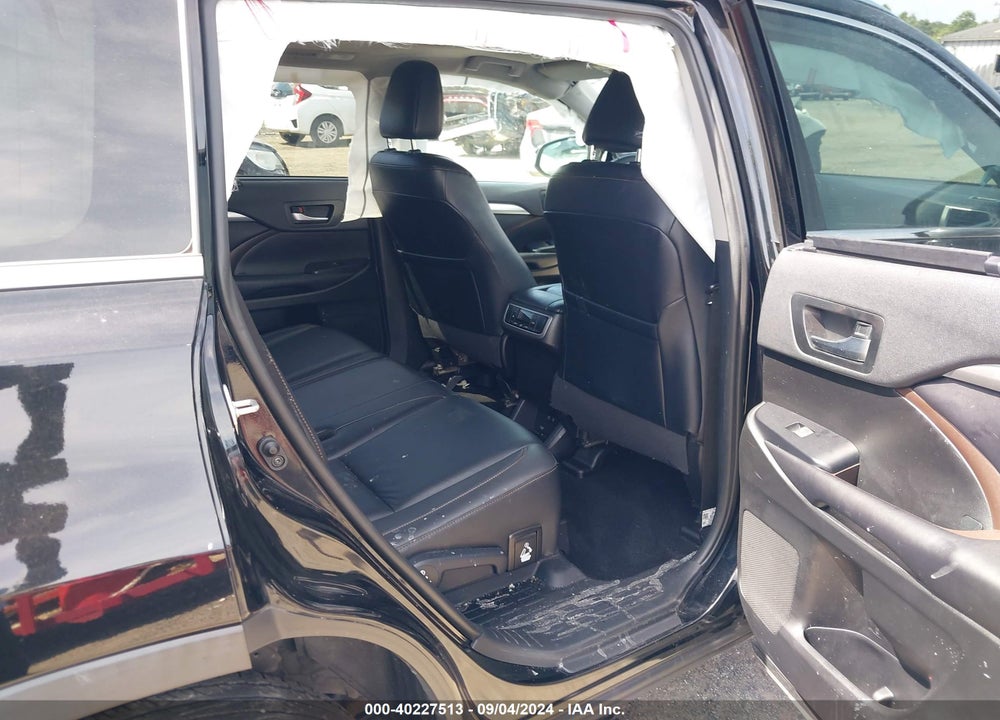 2019 TOYOTA HIGHLANDER HYBRID XLE VIN: 5TDJGRFH3KS077432