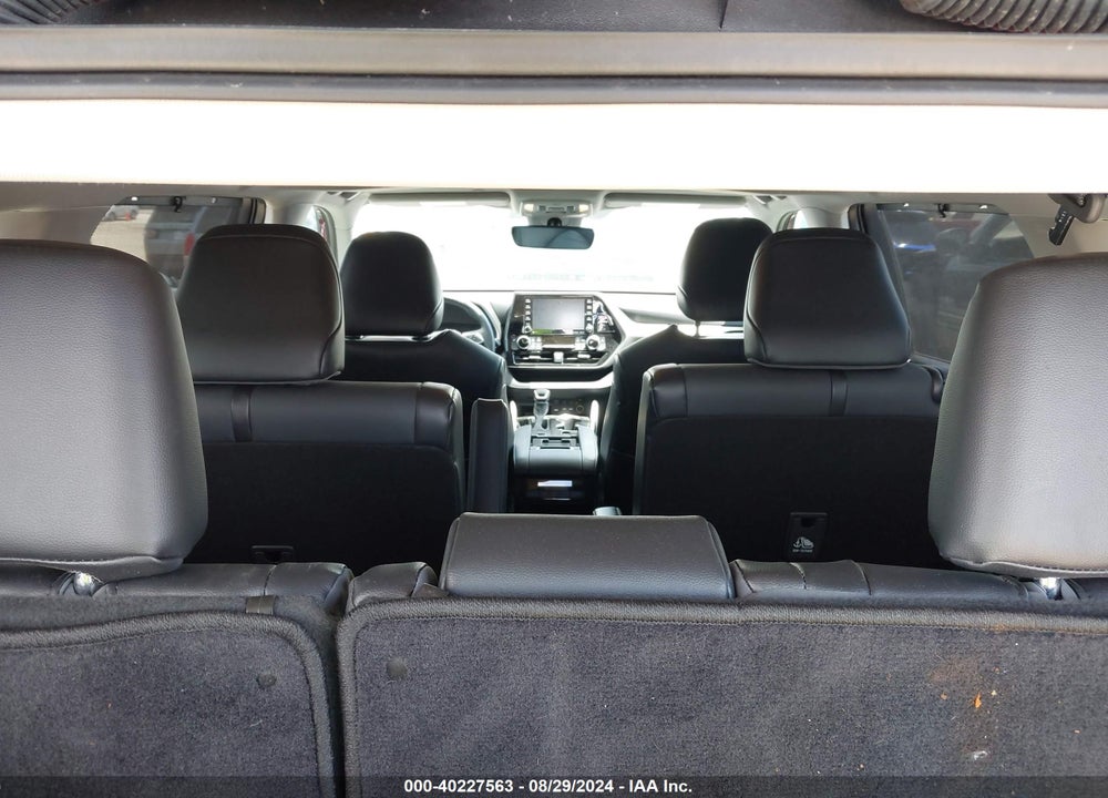 2021 TOYOTA HIGHLANDER XLE VIN: 5TDGZRAH4MS081214