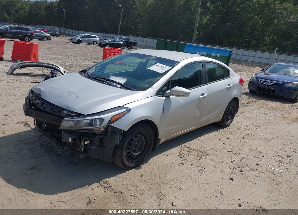 2018 KIA FORTE LX VIN: 3KPFL4A74JE197106