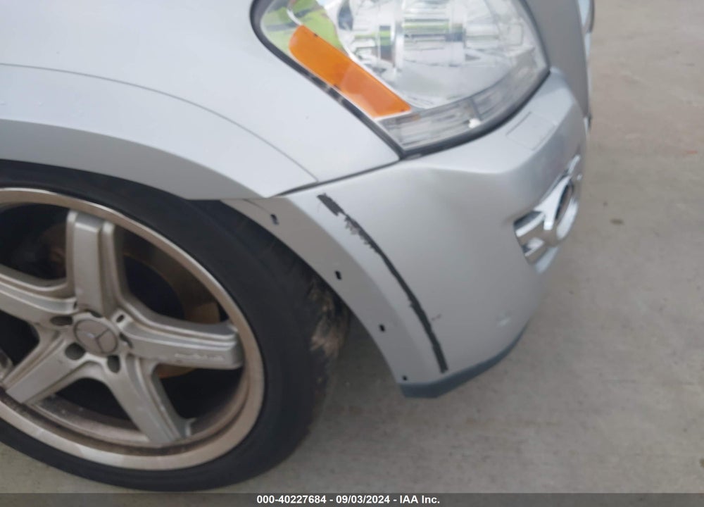 2008 MERCEDES-BENZ GL 550 4MATIC VIN: 4JGBF86E98A385343